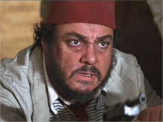 Regaladle algo valioso, que si no se enfada...
Happy Birthday, John Rhys-Davies! 
