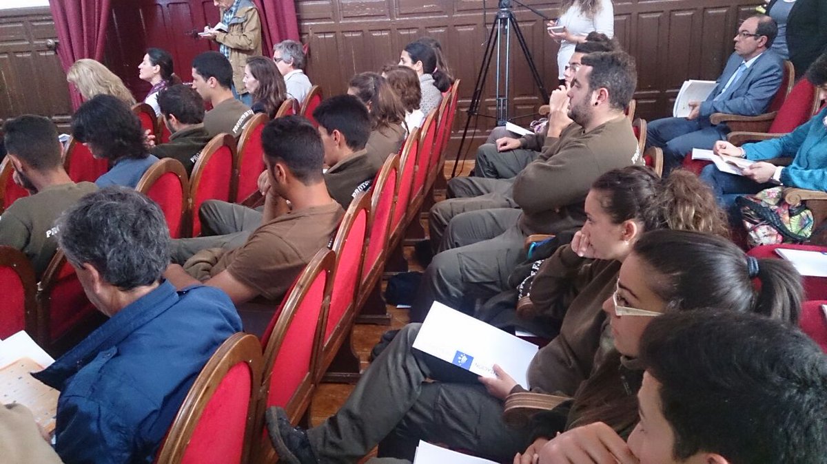 aprendizextlade's tweet photo. Ayer asistimos a la presentación del CIT Lácara-Los Baldíos.Nos informaron de los servicios que prestan estos centros http://t.co/C4UwM2s51f