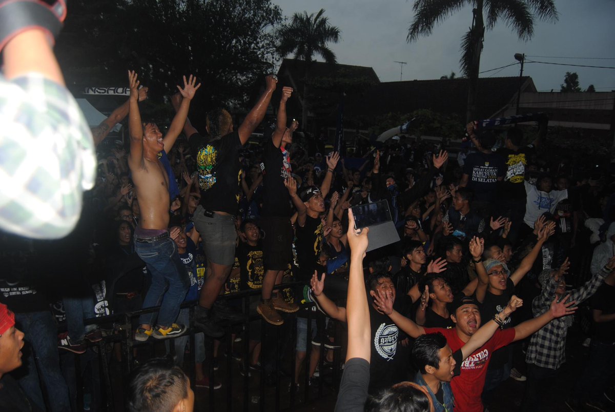 sakali deui hatur nuhun sukabumi , kalian kereennn !!!! :)))