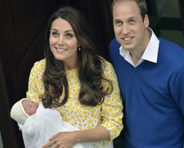 AnnaLotan's tweet photo. We wish #WilliamandKate congratulations on the birth of the #beautiful #babyroyal #PrincessCharlotteElizabethDiana. http://t.co/VY14PjfOPB