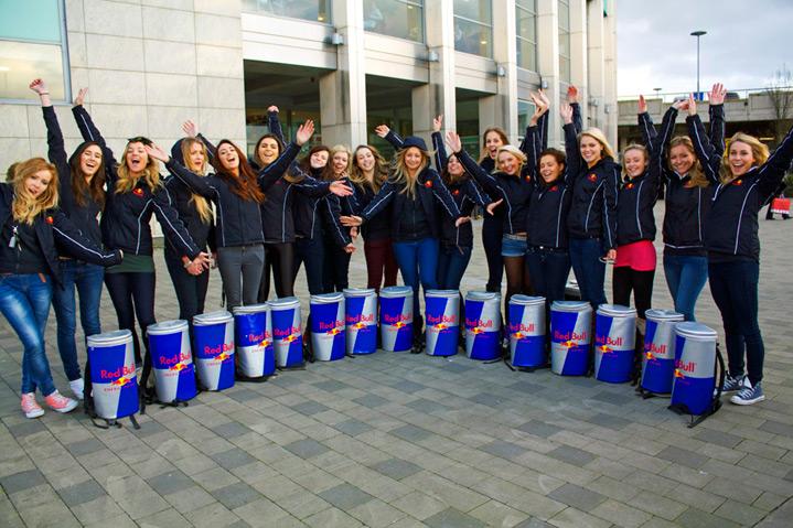 Becs6787's tweet photo. Thanks @RedBullWings for agreeing to cheer us on and give out Red Bull at our #ppp4spa #Perth event!!! @ppp4spa http://t.co/L0BcCSOjV8