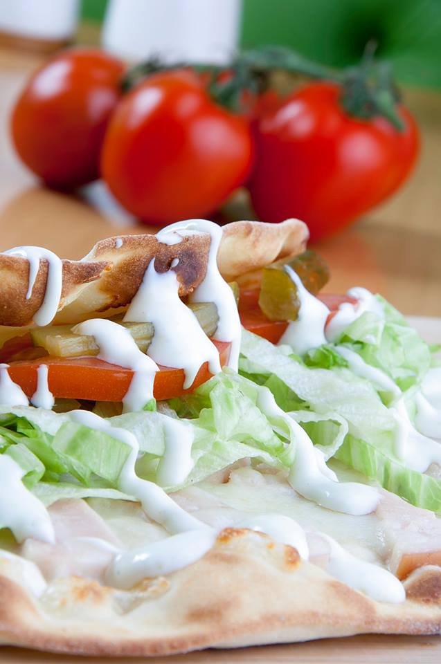 LebaneeshUAE's tweet photo. Going healthy this time? http://t.co/hmeZK6jVtH