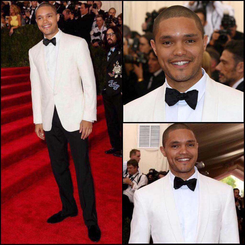 Trevor Noah Tại Met Gala Sự Kiện Thảm Đỏ Đầy Ấn Tượng