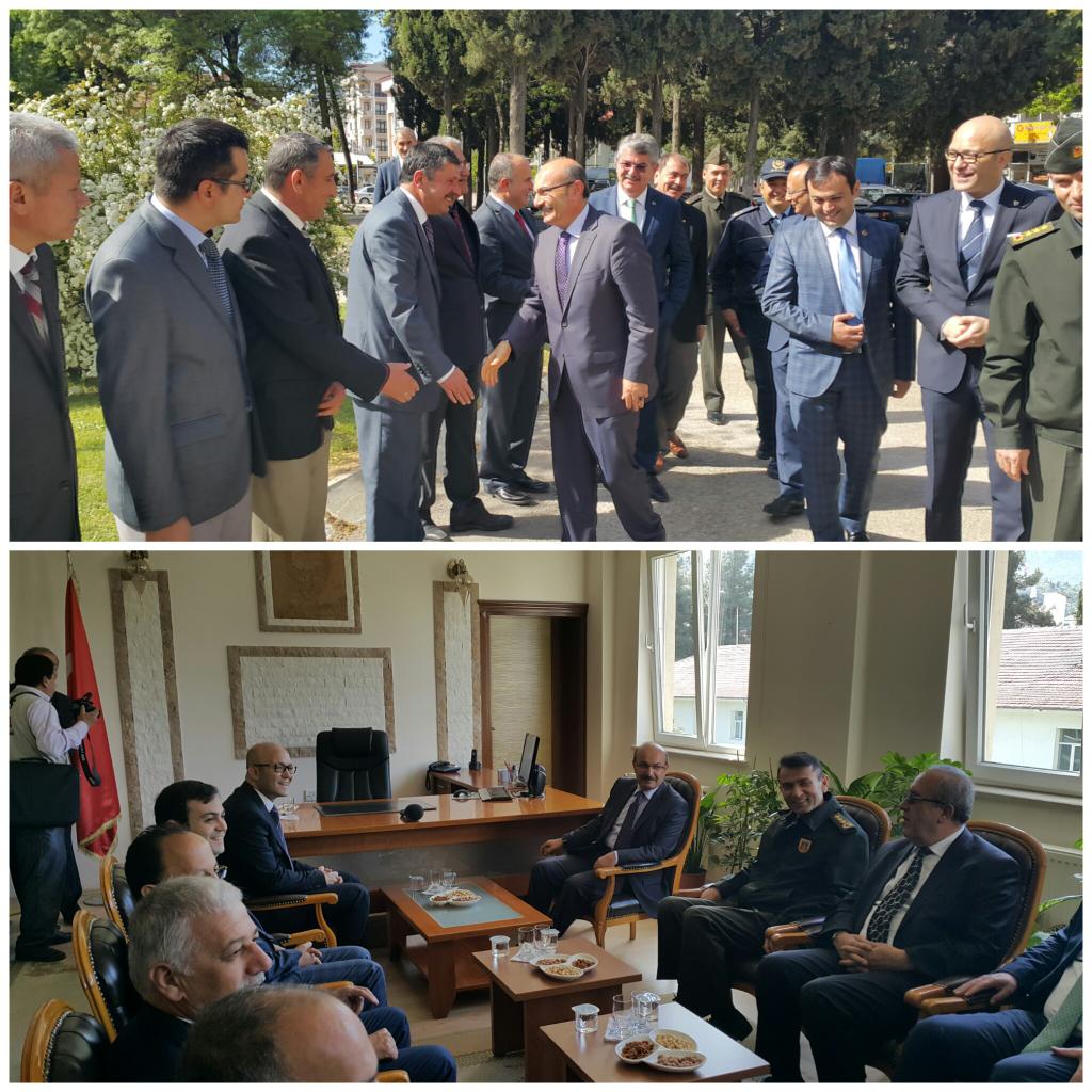 Valimiz <a href="/hasankurklu/">Hasan Kürklü</a> Bucak Kaymkmlığı'nı zyrt edrk yni atnn Kaymakam İsmail BAYATA' ya Hyrlı olsn dilklrnde bulndu.