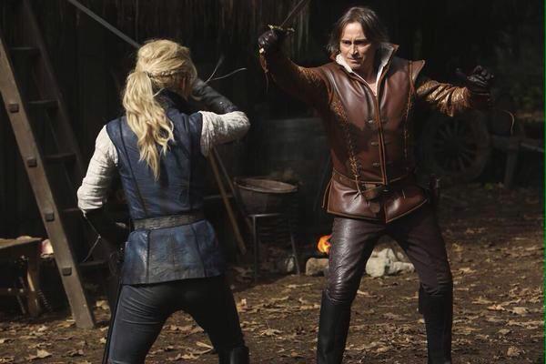 RumpleSil's tweet image. Bobby 😍 S4 finale #OUAT #OperationMongoose #Rumple #sexyhotman