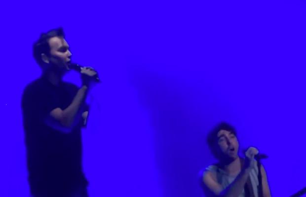 NMmag_jp's tweet photo. 【NEWS】All Time LowがBlink-182のMark Hoppusを迎え、“Tidal Waves” をライヴ披露
http://t.co/iKmcnKBscZ http://t.co/FzNzkUWHkM