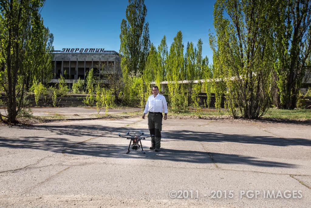 PGPImages's tweet photo. Prepping for the 1st Drone flight in #Chernobyl @DJIGlobal @thatdroneshow @TheUAVExperts @UAVHive @xflyfilms http://t.co/FROQZECim9