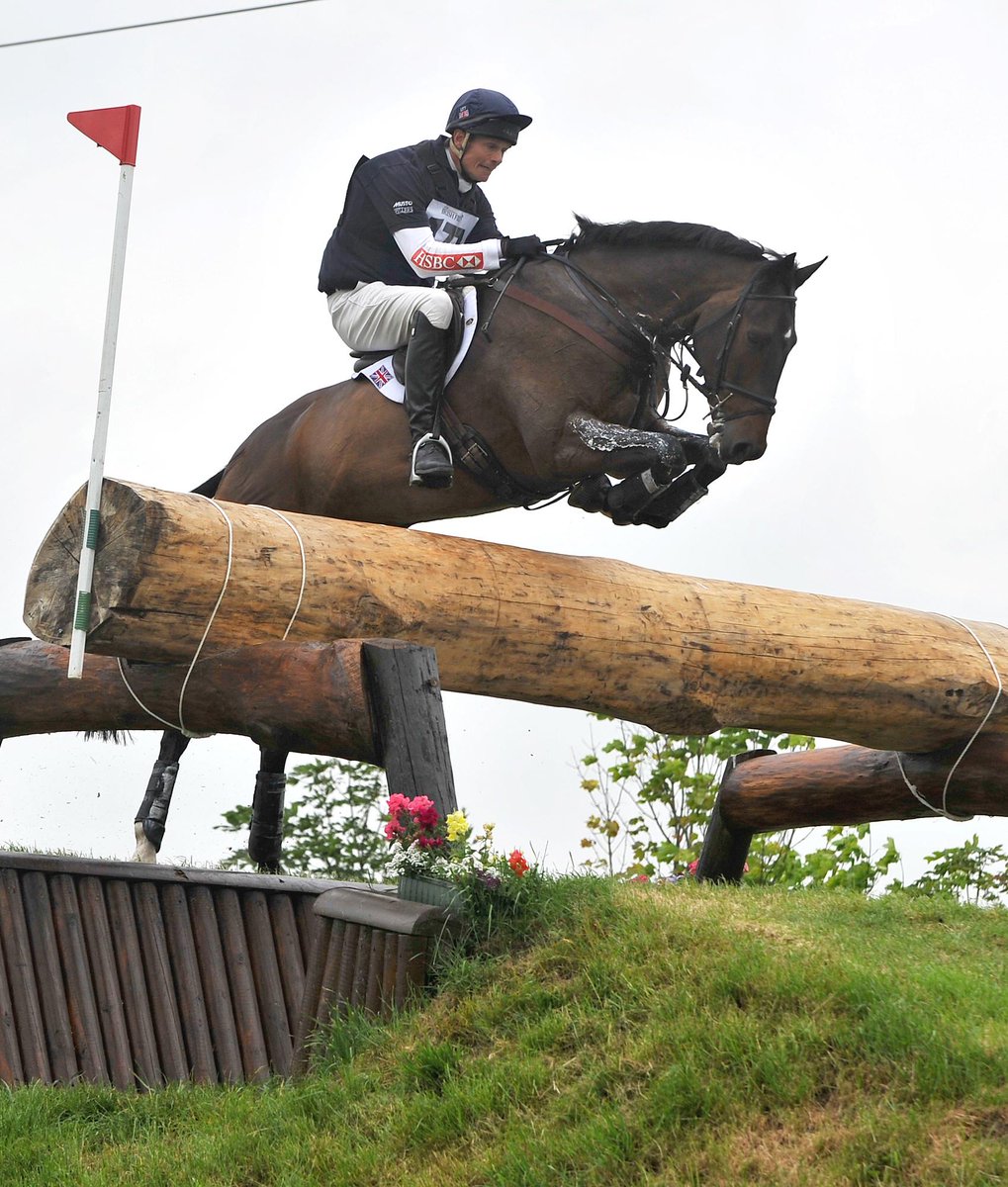 Tatts2019's tweet photo. WORLDS LEADING RIDERS AMONG RECORD ENTRIES AT TATTERSALLS 
http://t.co/J8pp6FVK85 http://t.co/0N3QeGSA8w