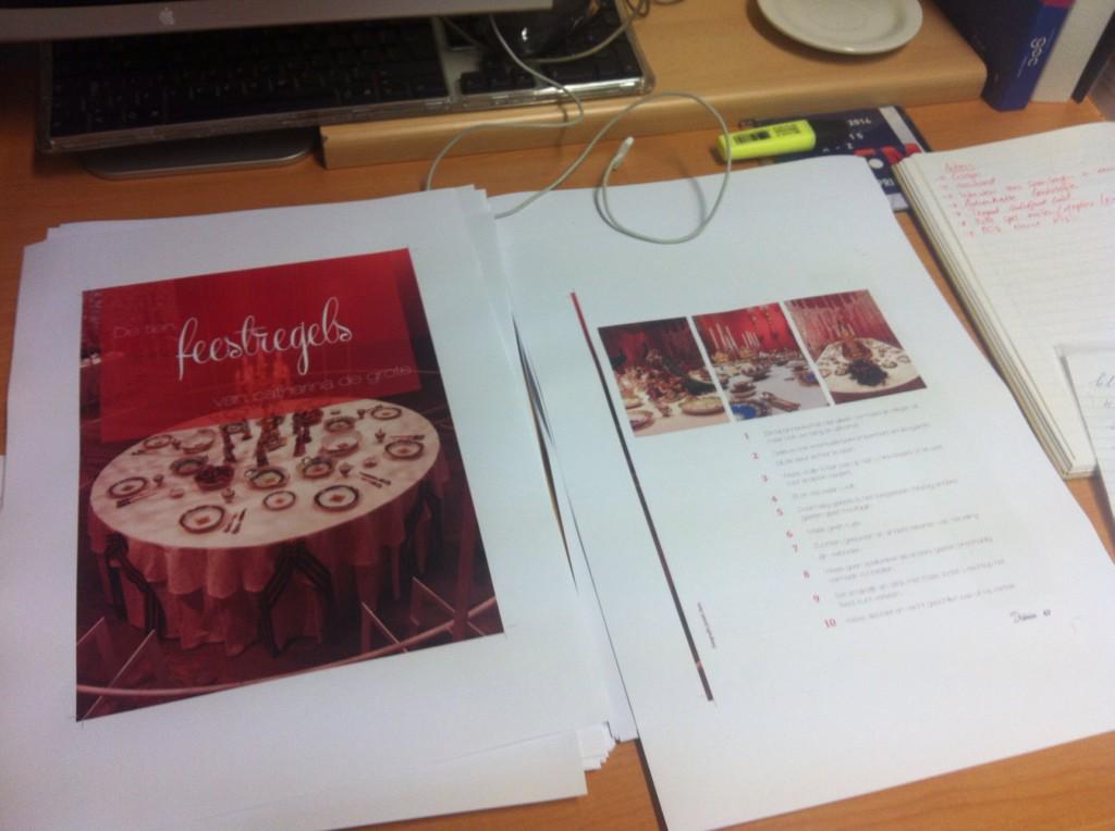De laatste loodjes magazine #gastvrijheid <a href="/Gastologie/">Gastologie</a> gewoon aan het werk bij@DMprintmedia