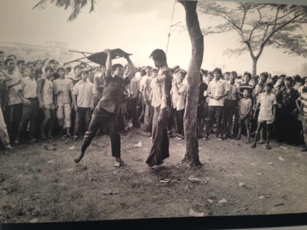 bellab2015's tweet photo. must be incredibly difficult to capture a moment while overwhelmed with emotions from what you are seeing #dcskylion http://t.co/l2yhOAyCBR
