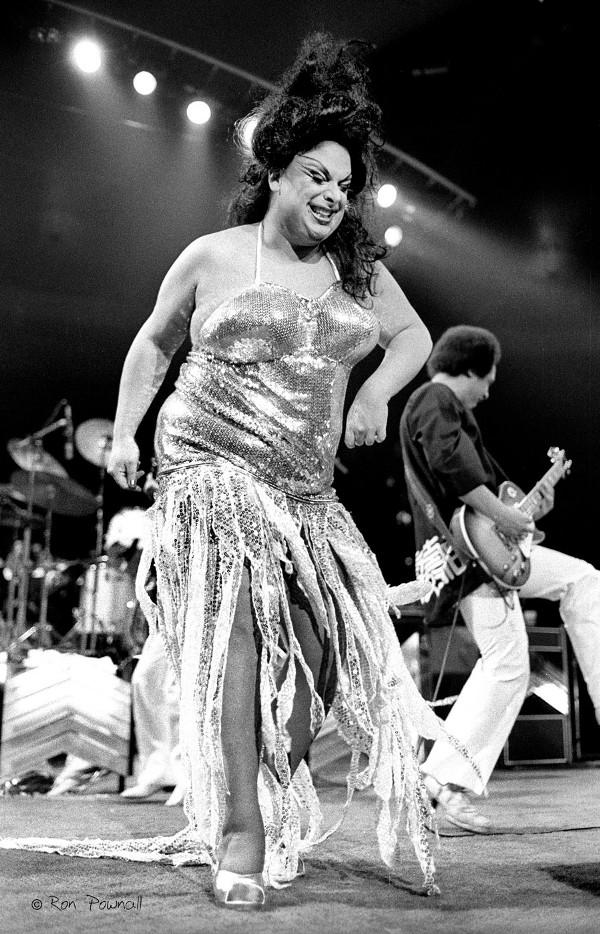 DivineOfficial's tweet photo. #Divine camps it up with #EltonJohnโs band at @TheGarden, 1976. Photo: #RonPownall @rockrollron @eltonjohndotcom http://t.co/4lxRYoqbSw