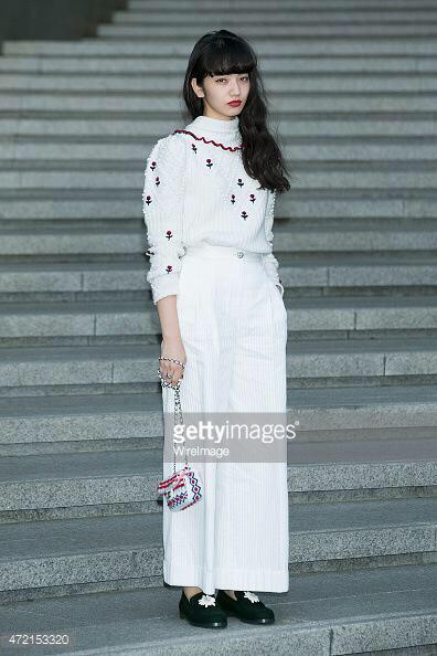 木下真愛 小松菜奈ちゃんに 白の服が似合いすぎてる というか 菜奈ちゃんが着こなしすぎてる 小松菜奈 Http T Co R37autyigy Twitter
