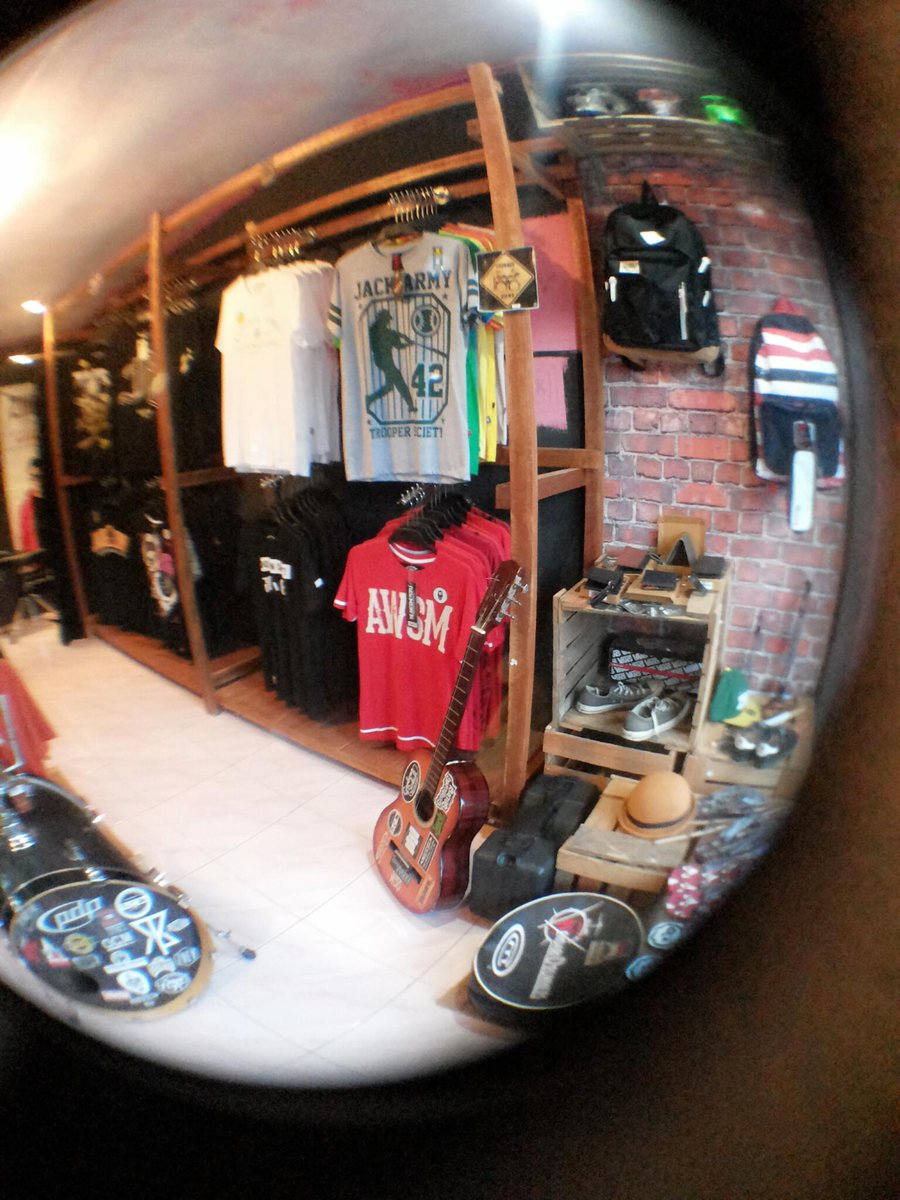 RT"<a href="/OCM_Shop/">Old Clothing Madilo</a>: <a href="/OCM_Shop/">Old Clothing Madilo</a> <a href="/after99apparel/">AFTER 99</a>  <a href="/ZHEV_thedreamof/">ZHEV theDREAMof</a>  <a href="/T_awesomepeople/">The Awesome People</a>  <a href="/TheCLUB_27/">ClubTwentyseven</a>  <a href="/rockabillygoods/">Rockabilly Goods</a> "