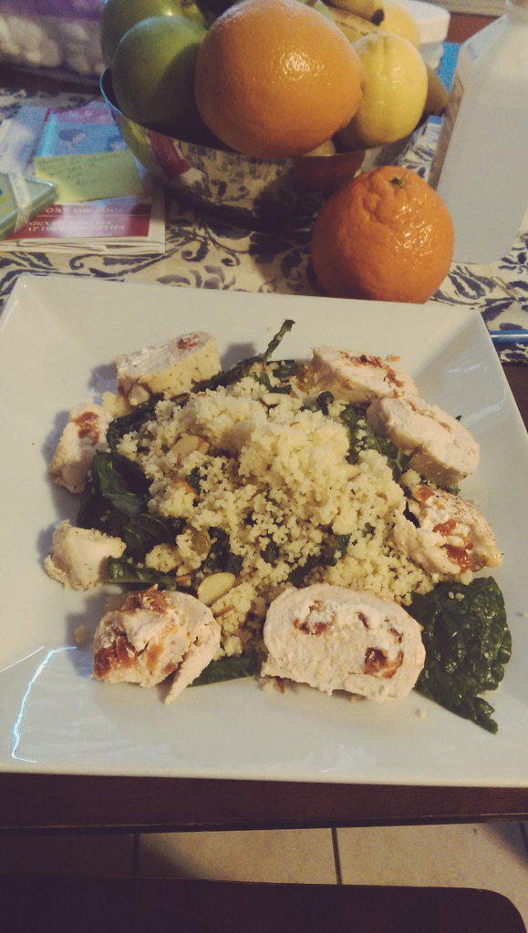 ShannonSniffin's tweet photo. Goat cheese stuffed chicken roulades with a kale and couscous salad #HelloFreshPics http://t.co/82ecgmaPdI