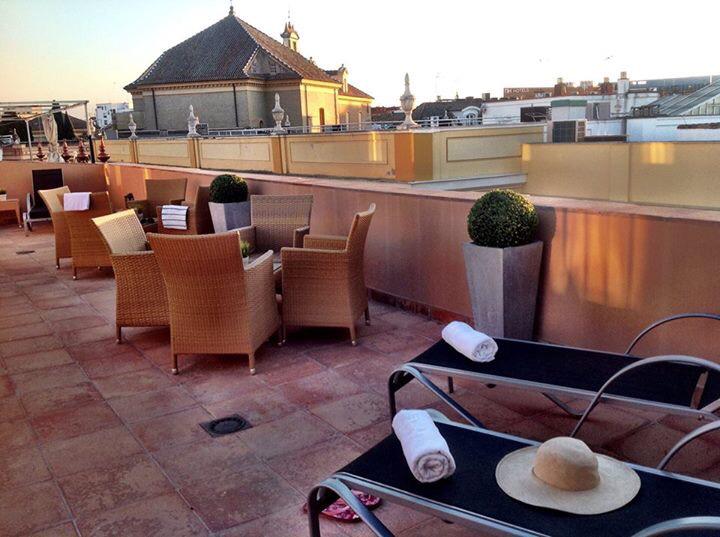 LifeApartments's tweet photo. Ven y quédate con nosotros en #LifeApartments #SanVicente en #Sevilla #Ventajas para #ClientesDirectos http://t.co/q0VGAtWboY