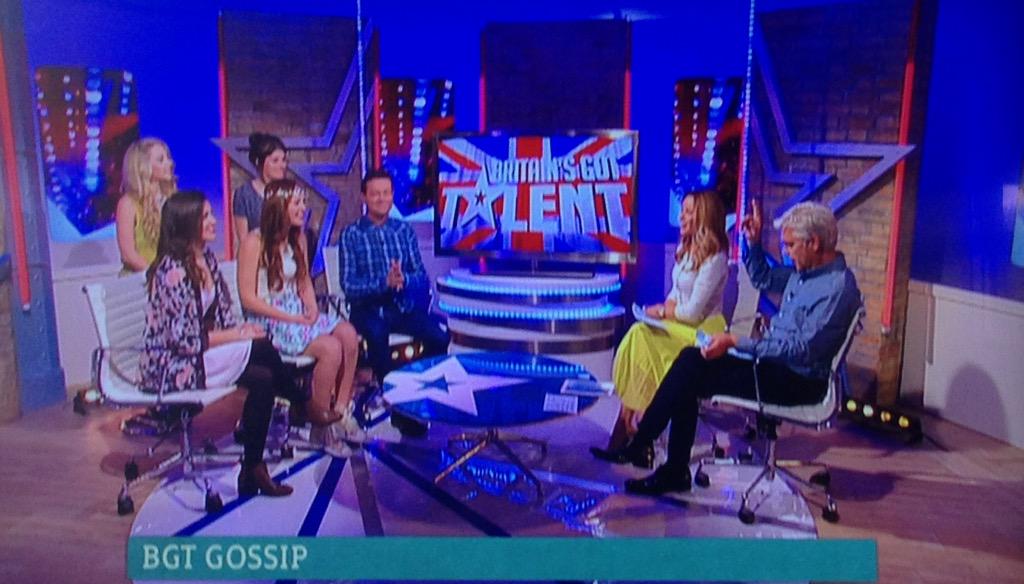 Chris_Grigg1987's tweet photo. Fabulous show @itvthismorning with #CatherineTate & @therealgokwan tips on #KatesLookForLess & @StephenMulhern 4 @BGT http://t.co/Qz1OafEno3