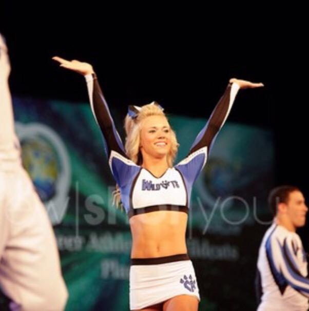 HAPPY BIRTHDAY CARLY MANNING ILYSM!!!!     