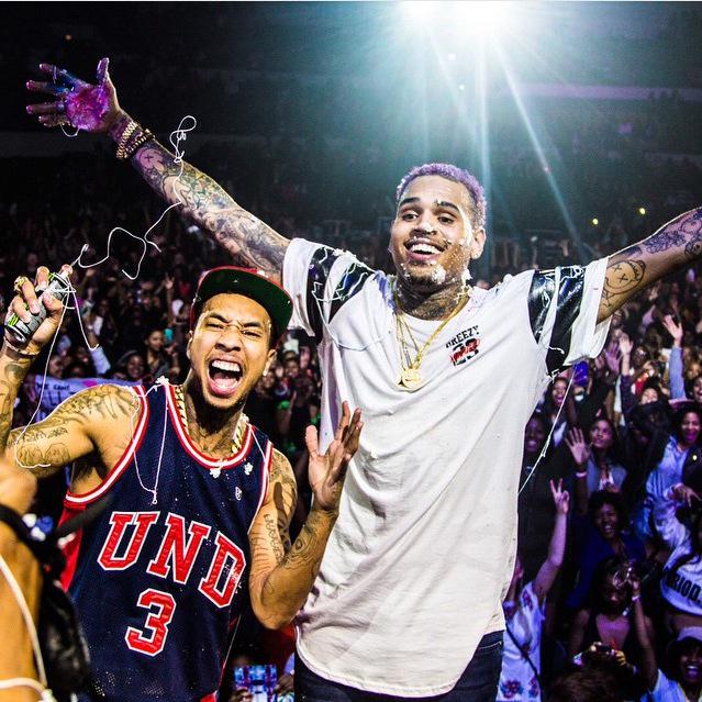 HAPPY 26 BIRTHDAY TO CHRIS BROWN  