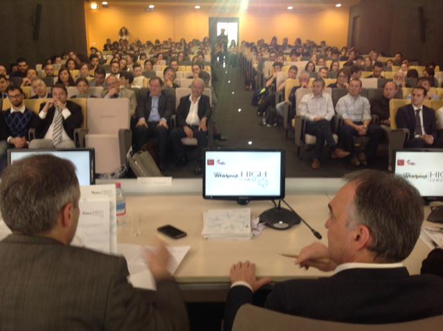 rossipresidente's tweet photo. #CampusDesign di Calenzano insieme a ingegneri, studenti e tecnici della #Whirlpool @design_unifi #ToscanaCiSiamo http://t.co/UdxBQvliwE
