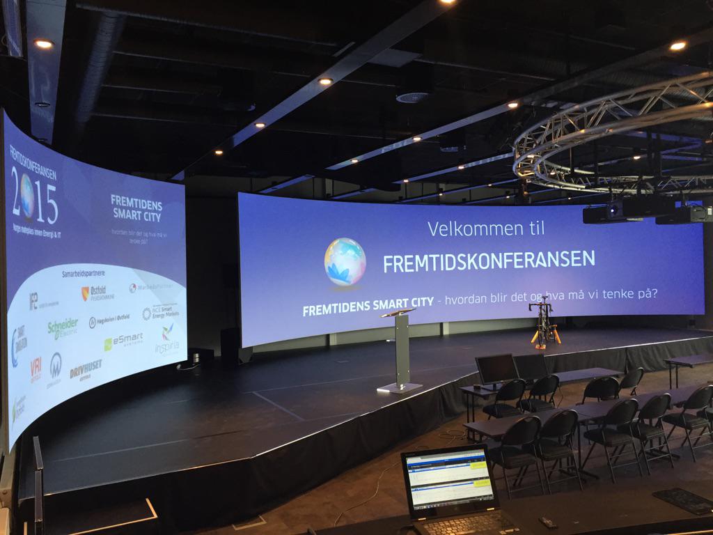 Final preparations for #fremtidskonferansen2015 / siste forberedelser for 6. og 7. mai. Fremtidens #SmartCity