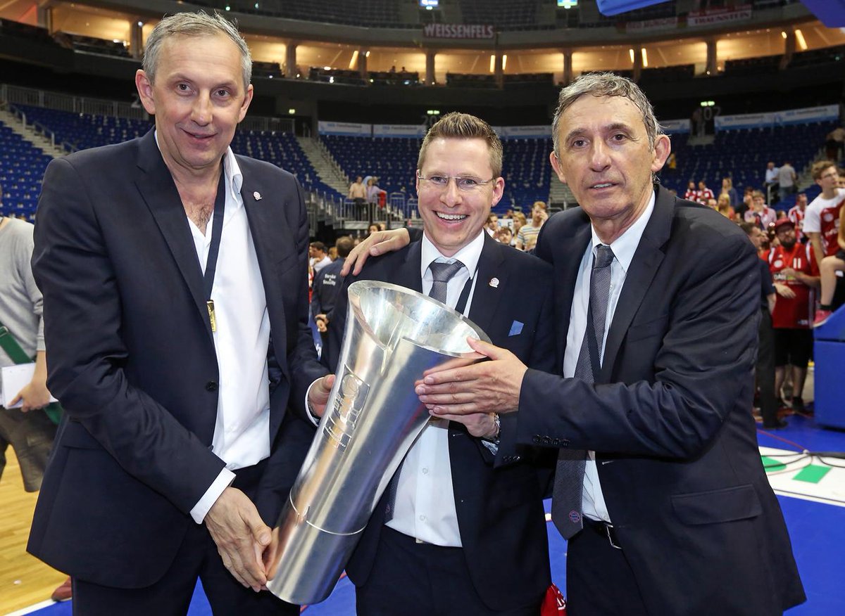 FCBBasketball's tweet photo. News aus dem #FCBB-Trainerstab: Muki #Mutapcic verlängert, Andreas Wagner zu @scrastavechta: http://t.co/BhPyROcFLk http://t.co/1EHCCwku2s
