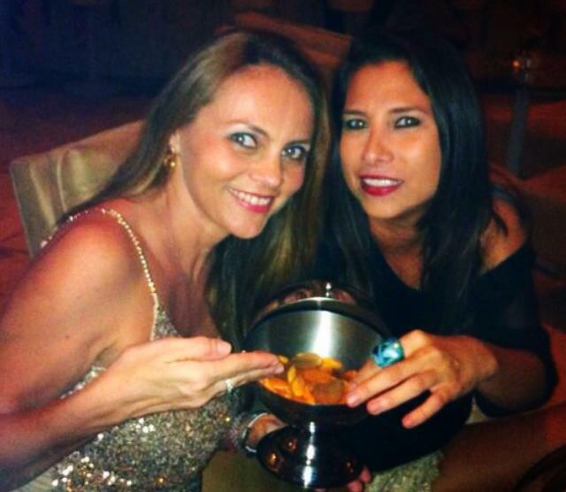 CrudeliaDiVine's tweet photo. @gsemilla FELIZ CUMPLE!! LOVE YOU girl!! #BFF #always #together http://t.co/oHOoJ1zieH