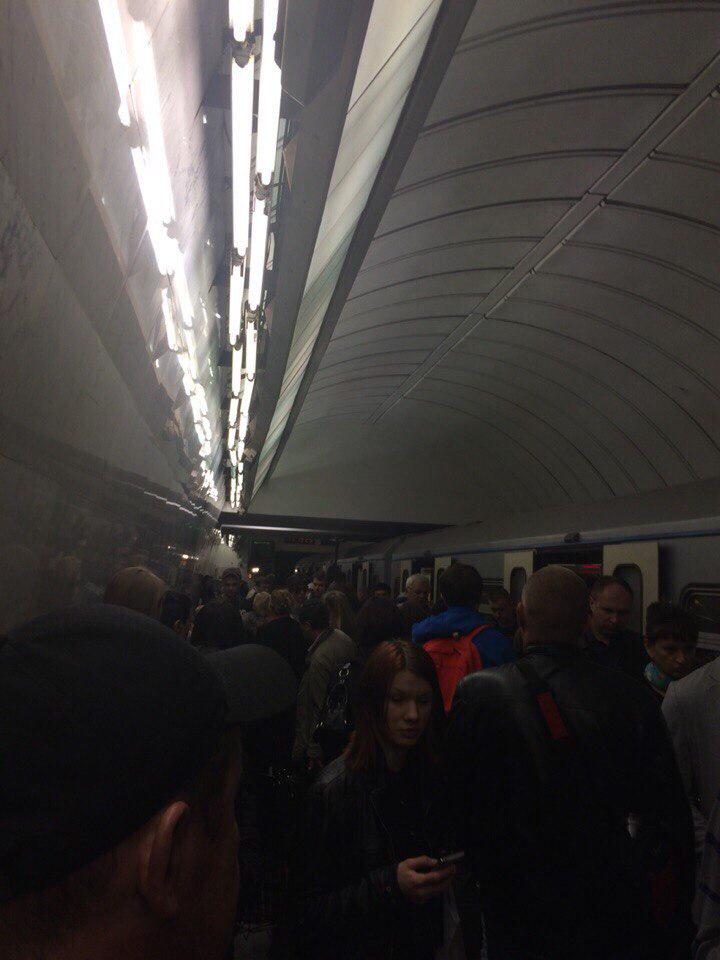 на серой ветке метро сегодня приостановлено движение. чп на серой ветке метро. на серой ветке метро сегодня приостановлено движение. чп на серой ветке. на серой ветке метро сегодня приостановлено движение.
