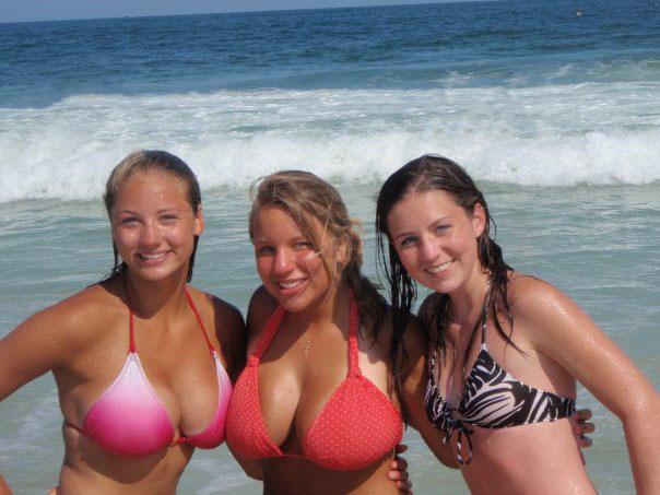 BestBreastEnvy's tweet photo. Medium, Big, Small... http://t.co/ZXicX9JGB0