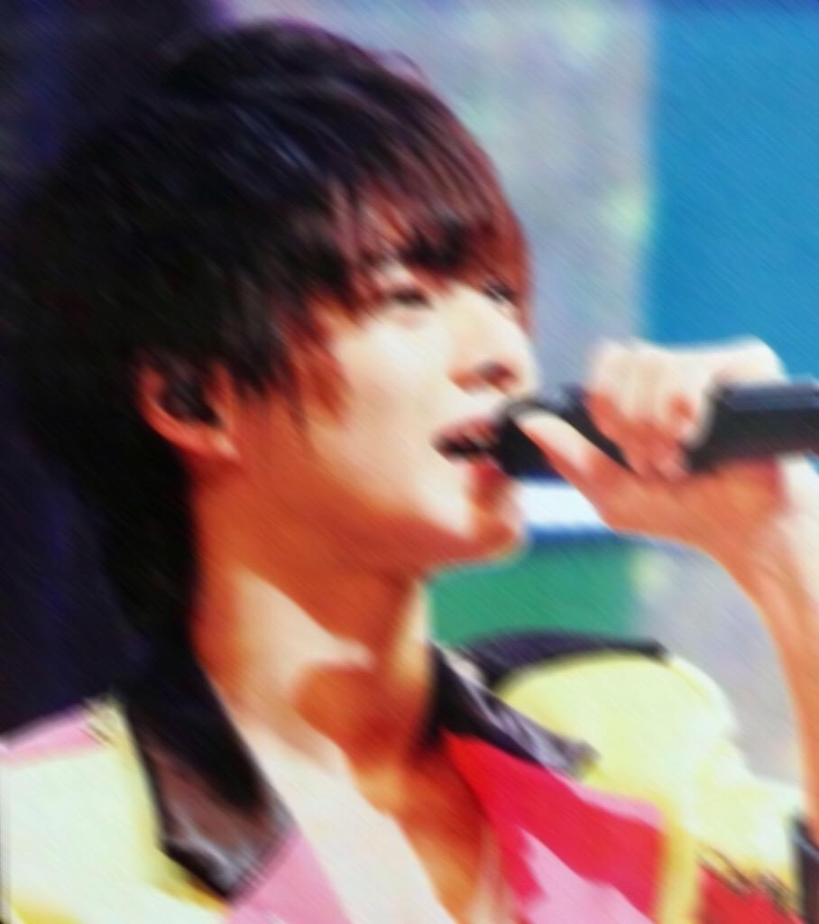 ___shoopn's tweet photo. 〝　　君の瞳に

　　　　　　      映る未来

　　　ﾓﾉｸﾛの世界

　   Rrr

　　　　      ✡

　　　　　　　　　　Fff 

　　please

　　　　　don't  you

   cry     〟 http://t.co/HM7fVtSy1R