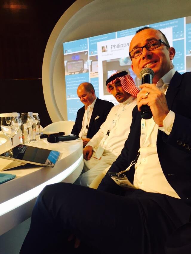 DeadpoolNET's tweet photo. #DHL2015 #afterBigData: My take: give patient Health data Ownership/Control back to the "patients" to overcome #HIPA http://t.co/sSjLRpNPRS