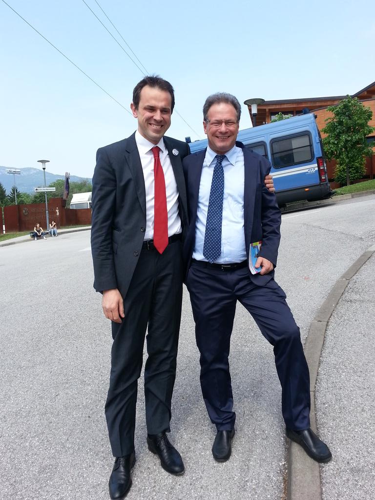 patrunoladige's tweet photo. @giornaleladige @andreamiorandi a #Sannapolis con  @aless_andre per #RenziaTrento #sindaci #Pd http://t.co/EEtnJrP1ZX