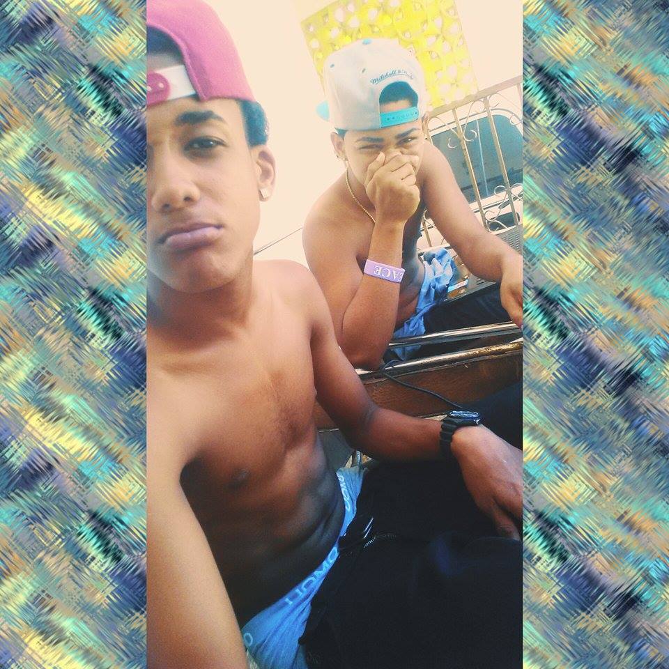 KaliPaulino_'s tweet photo. Mi Componente. 

W/ #Bombon http://t.co/ypMAftwAeS