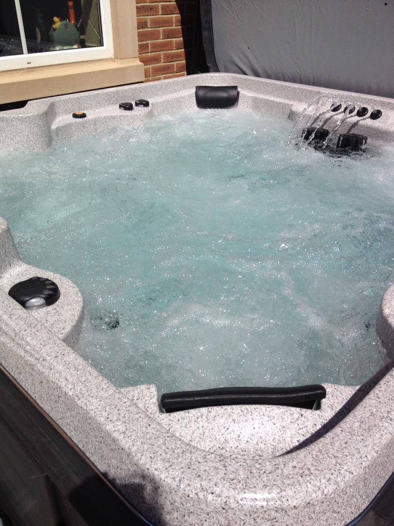 New <a href="/ArcticSpasUK/">Arctic Spas UK</a> tub installed ready for the #IOW sunshine. Get yours today!