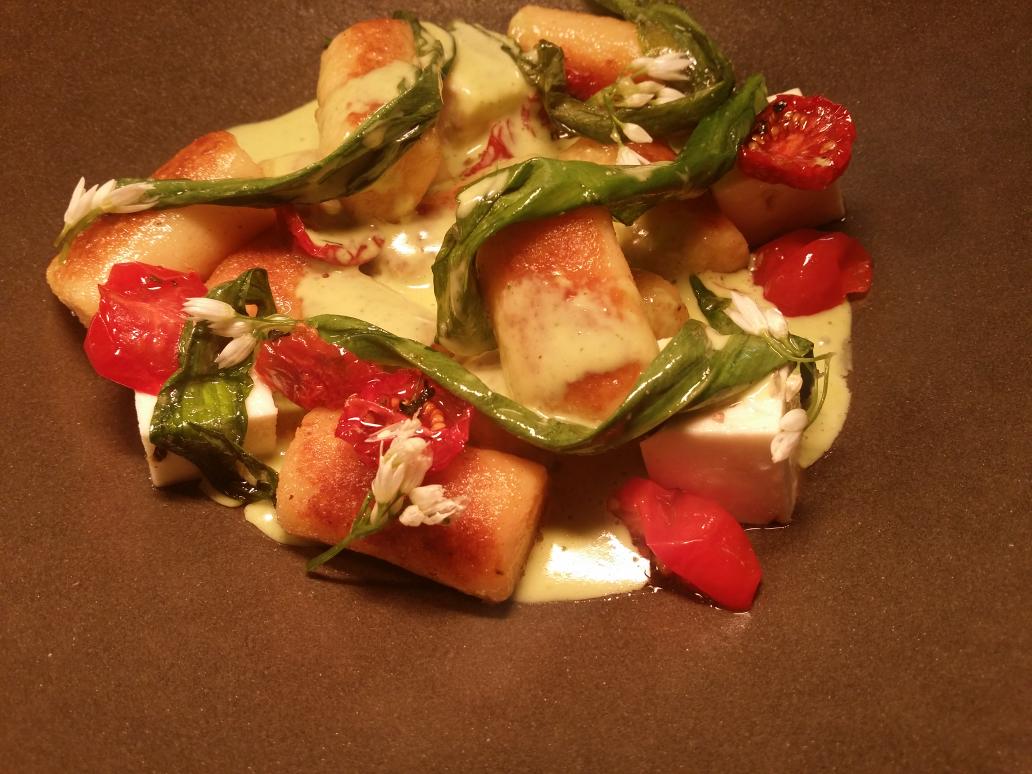 Eat_at_StPauls's tweet photo. Tis the season...For wild garlic. Gnocchi, feta, wild garlic flowers @chris_chefterry @LMendies @HarbourandJones http://t.co/zaCdBuw4qA