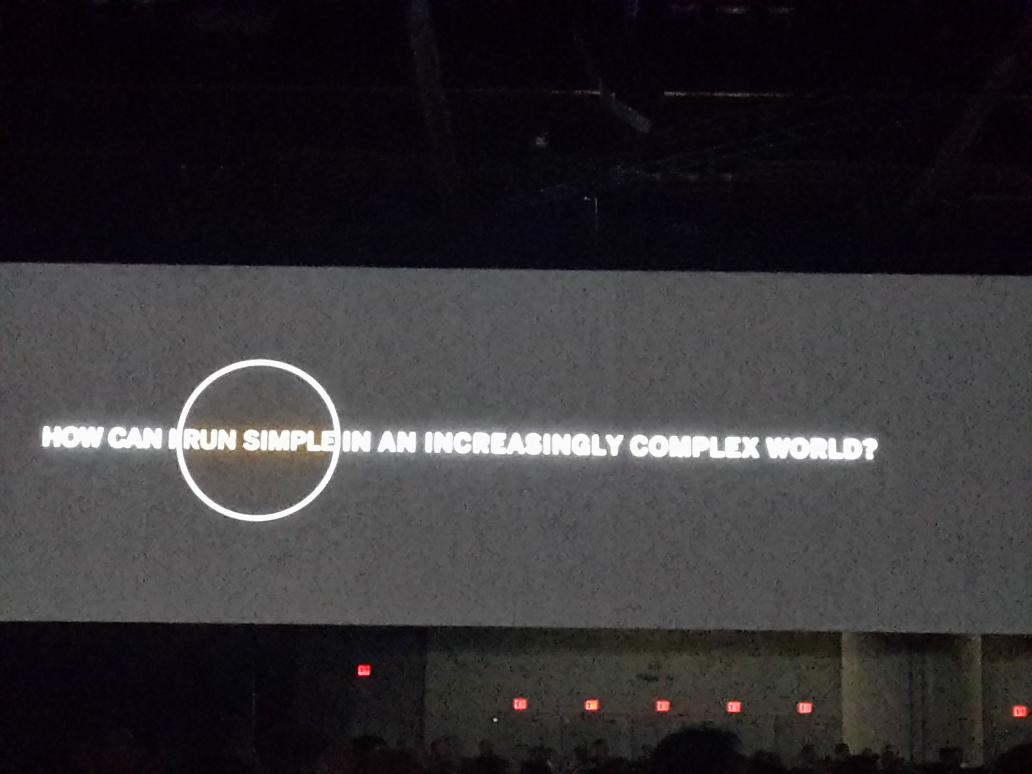 MelitoMonica's tweet photo. Comenzó el #SAPPHIRENOW con la apertura a cargo de @BillRMcDermott @ASUGArgentina http://t.co/JmSD0VnfLP