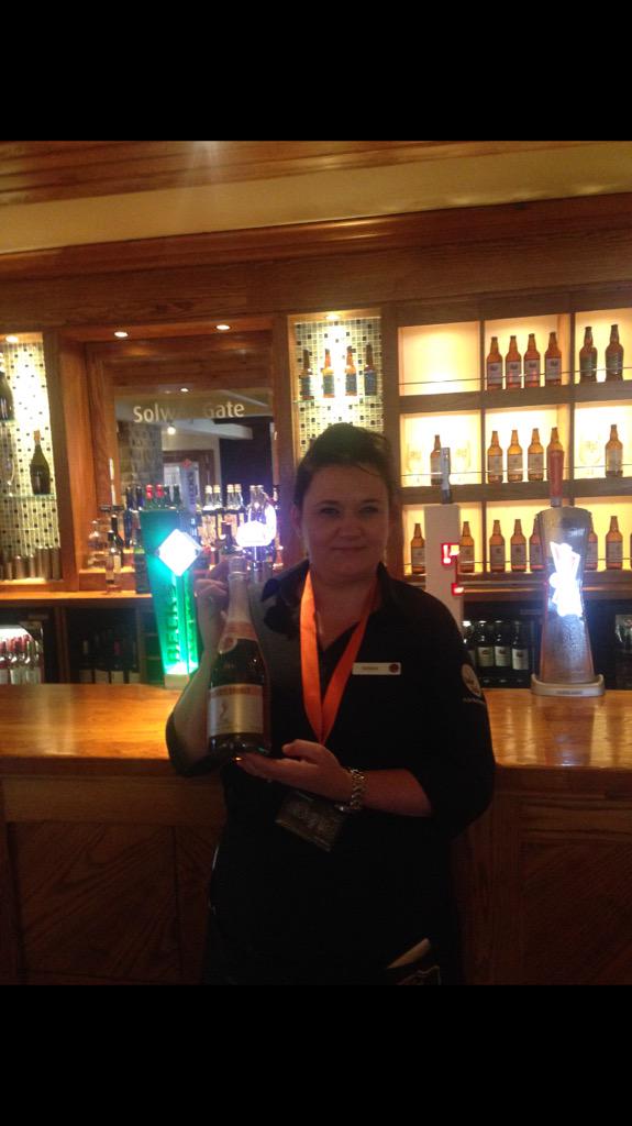 tt_solway's tweet photo. Well done Debbie who won our net-rec incentive. REMEMBER AND SHARE! 😉@tt_solway @dianer06 @WeAreSUGM @alastairhope http://t.co/yQwnJDBSnc