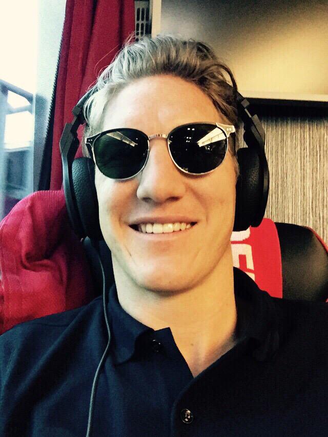Bastian Schweinsteiger tweet media