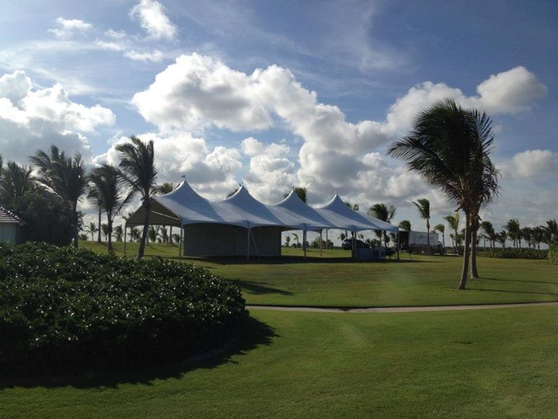 Alkifiesta's tweet photo. Estamos para ayudarte en todo lo que necesites al momento de realizar tu evento, puedes llamarnos al 809-724-1336. http://t.co/4Z1woBW9Hb