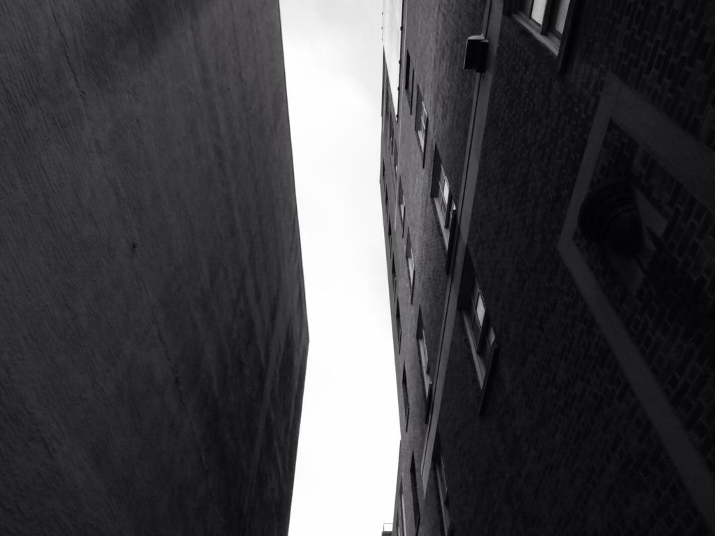 CScourier's tweet photo. #sky / #athlete #nature / #cscourier http://t.co/a2x3jjmdGS