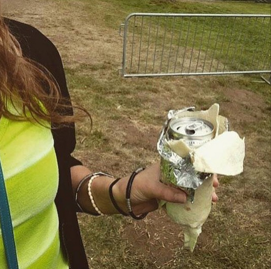 jackeyejones's tweet photo. Burrito beer! #FestivalHack http://t.co/nVQIkMJXmt