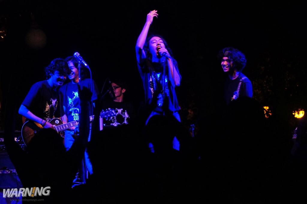 [News] Humaniora Bersatu Kembali Digelar cc: <a href="/HumanioraSatu/">Humaniora Bersatu</a> warningmagz.com/2015/05/03/hum…