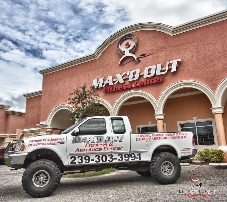 maxdoutlehigh's tweet photo. Find us on #Facebook http://t.co/ndibdI1Q3Q - Only gym in #LehighAcres #Florida open 24/7 &amp; Voted #1 #BestOfLehigh http://t.co/srAZmkH4O4