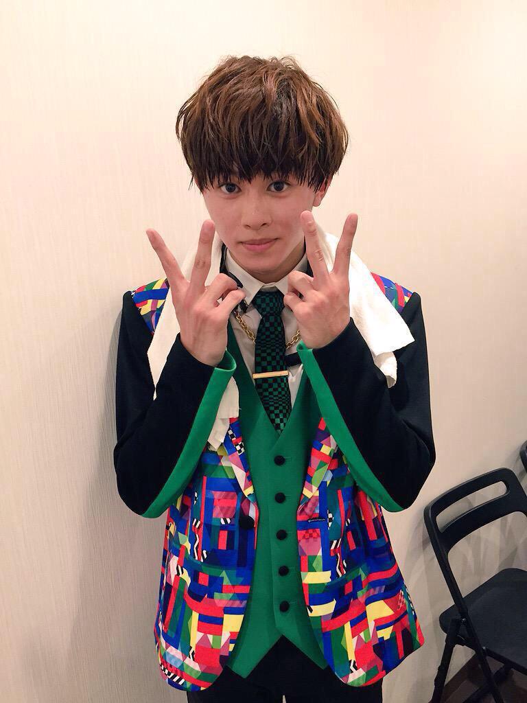 O4__Takuya__'s tweet photo. ひゃっほーい
お久しぶりにお友達探しまーす
そこのぐるぐるを緑色にしてくれたらお迎えいきます
#気になったnrさんフォローする
#RTして俺を広めてください 
 #RTしたnrさんbotさんフォローする http://t.co/W8H80zPGFV