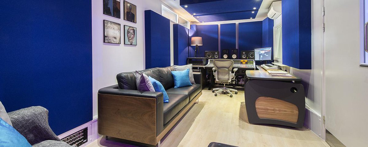 PSNEurope's tweet photo. Say hello to the new-look @BlueBox_Studios (with shiny @UAudio/@pmitweets kit) next Thursday http://t.co/VWhOLXtVfD http://t.co/kcRovULAf7