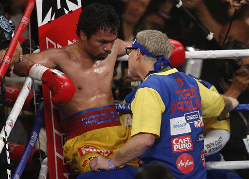 AP_Sports's tweet photo. Pacquiao had shoulder injury before Mayweather loss, could be in trouble for not disclosing it http://t.co/kdSsHfeirA http://t.co/M2eZgvPbzc