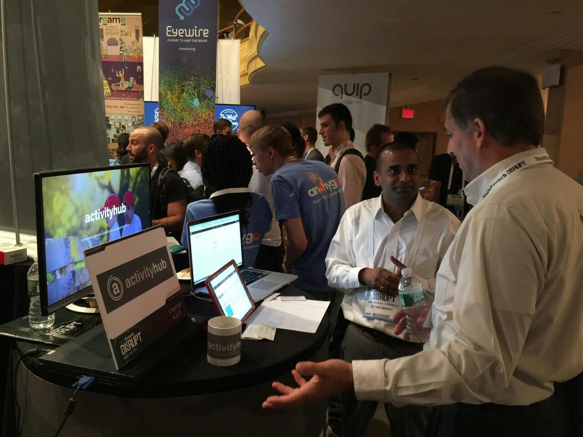 activityhubs's tweet photo. #TCDistrupt, visitors at activity hub.. http://t.co/cmSGted4MN