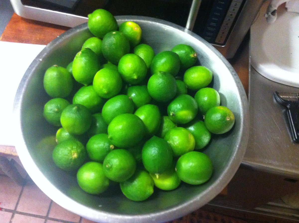 BadDogATL's tweet photo. In case you're thirsty for a margarita today, we will have PLENTY of lime juice. #CincoDeMayo #sitstayeat http://t.co/w3NNBPs6PI