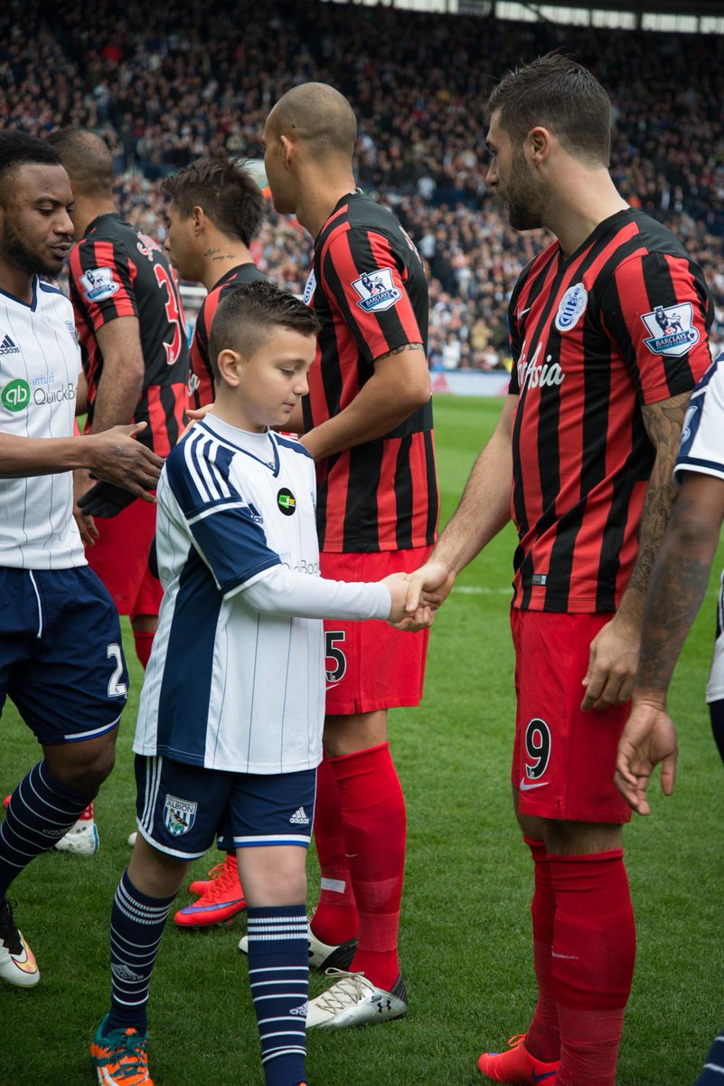 JuniorBaggies's tweet photo. Follow &amp; RT for the chance to be @WBAFCofficial mascot @Arsenal on Sunday 24th May. T &amp; C's http://t.co/pRRYTWfyaf http://t.co/fL99WO0yXX
