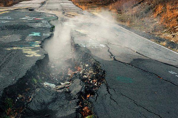 World's tweet photo. A mine fire has been burning underneath Centralia, Pennsylvania since May 27, 1962. http://t.co/wjPuMDxACv