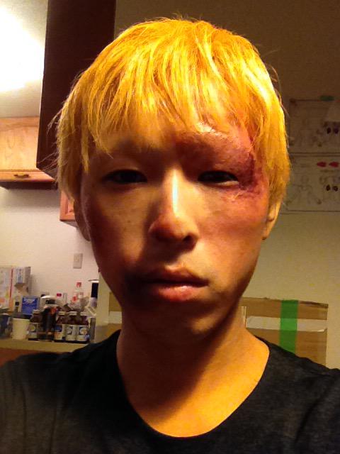 たこ焼き 橋本 神戸にて 映画 493 撮影5日目 金髪 眉毛全剃り メイク これも板についてきた かな Http T Co Vgwiwisdc5 Twitter